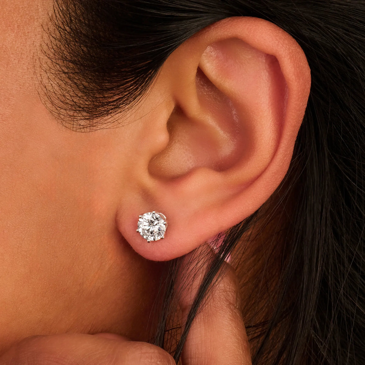 Solitaire Oorbellen 6-Poots · 2.0 ct.
