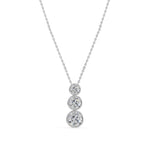 Bezel trio collier · 2.5 ct.