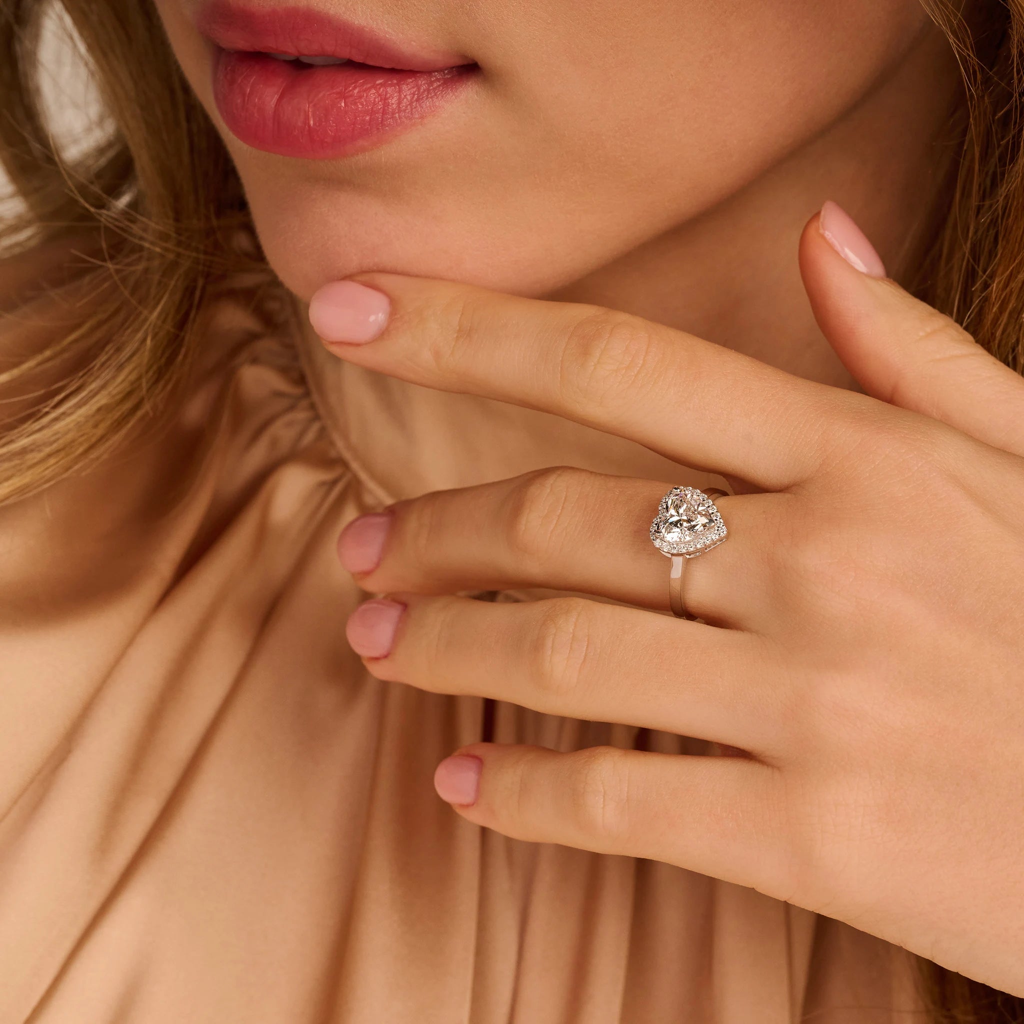 Hartvormige halo verlovingsring · 2.0 ct.