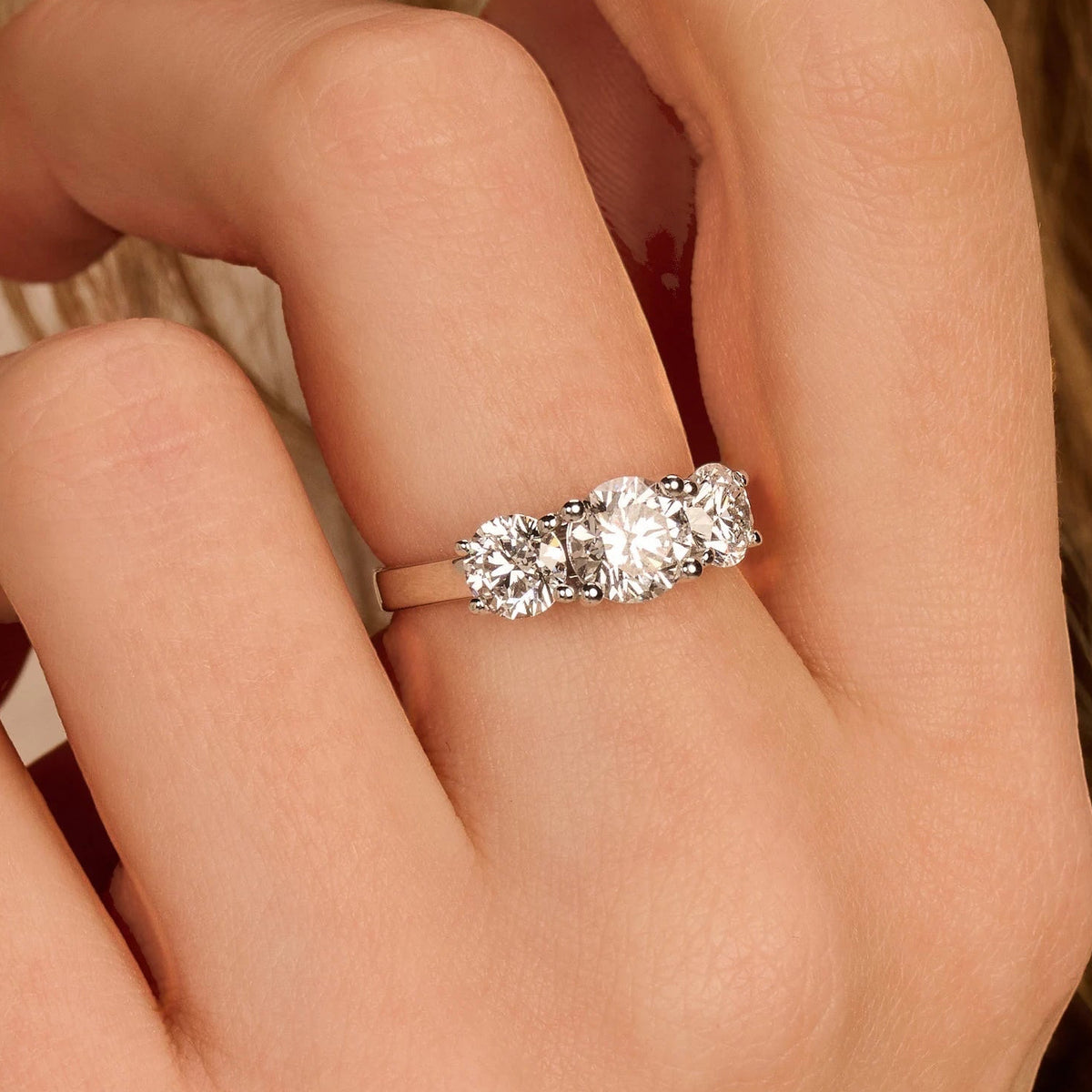 Ronde trilogie verlovingsring · 2.5 ct.