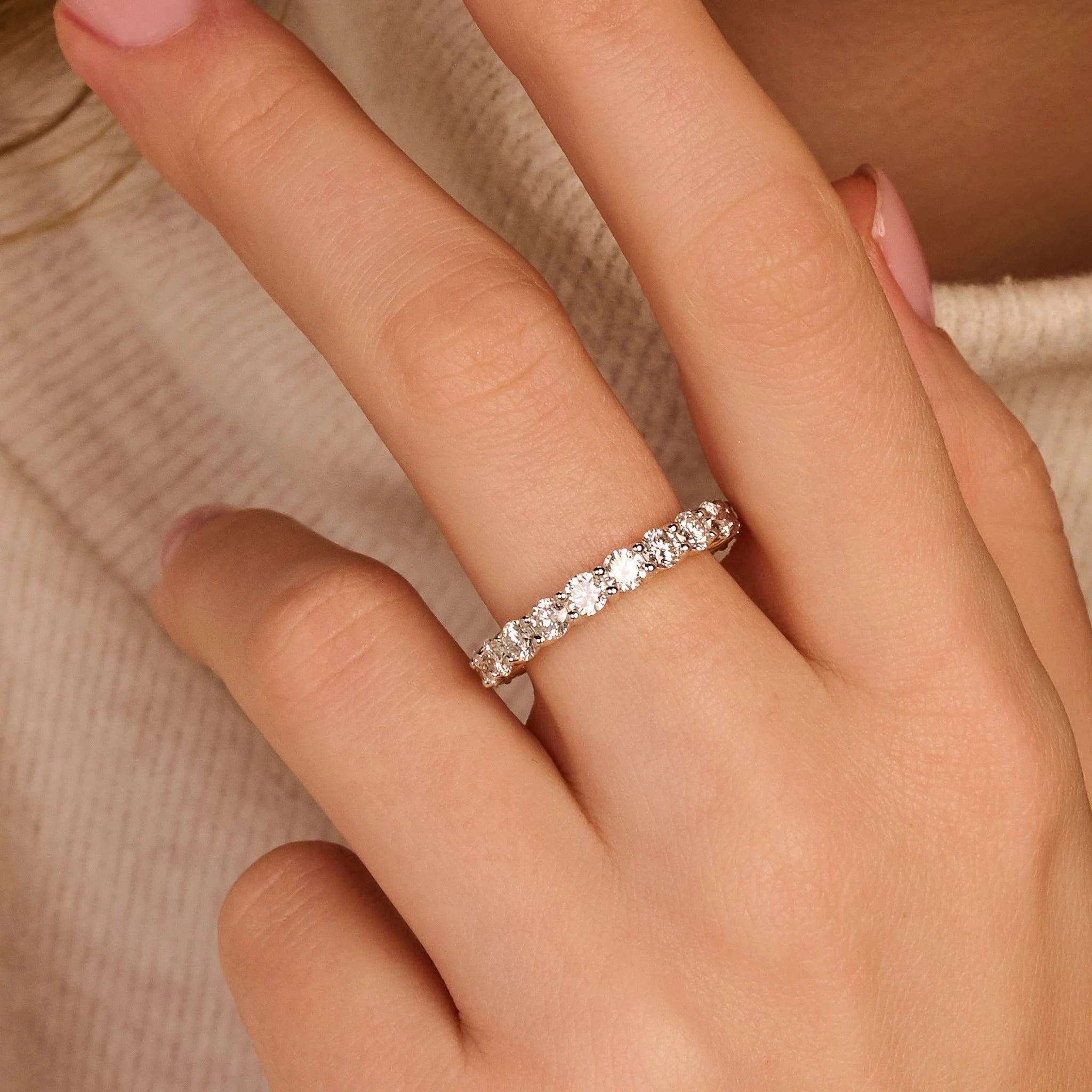 Diamanten eternity ring · 2.15 ct.