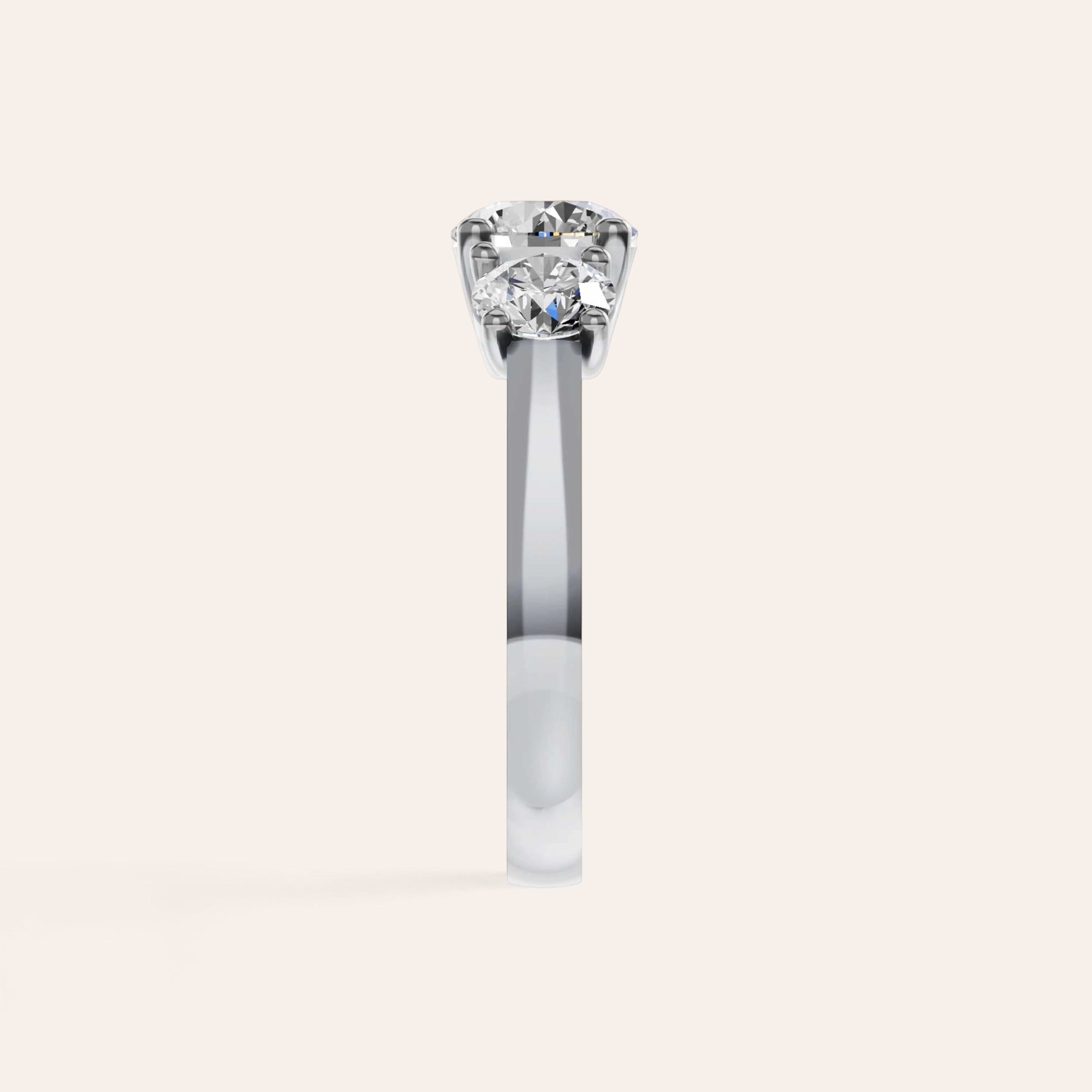 Louèn Diamonds trilogie verlovingsring van 14k witgoud met drie ronde diamanten, zijaanzicht.