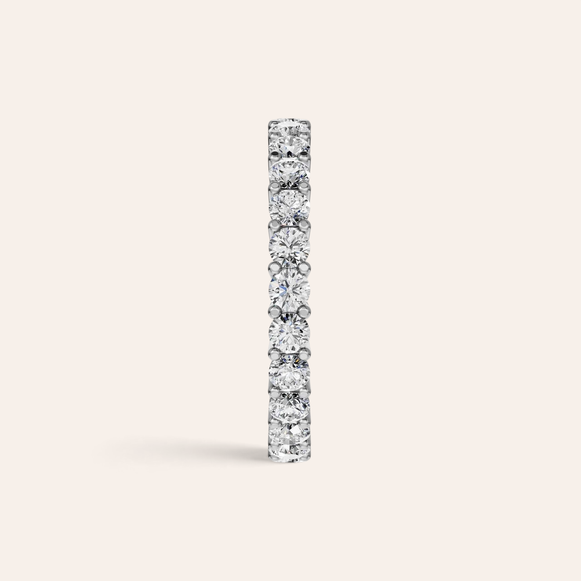 Louèn Diamonds eternity ring van 14k witgoud met 2.15 ct lab-grown diamanten in een tijdloze, luxe zetting.