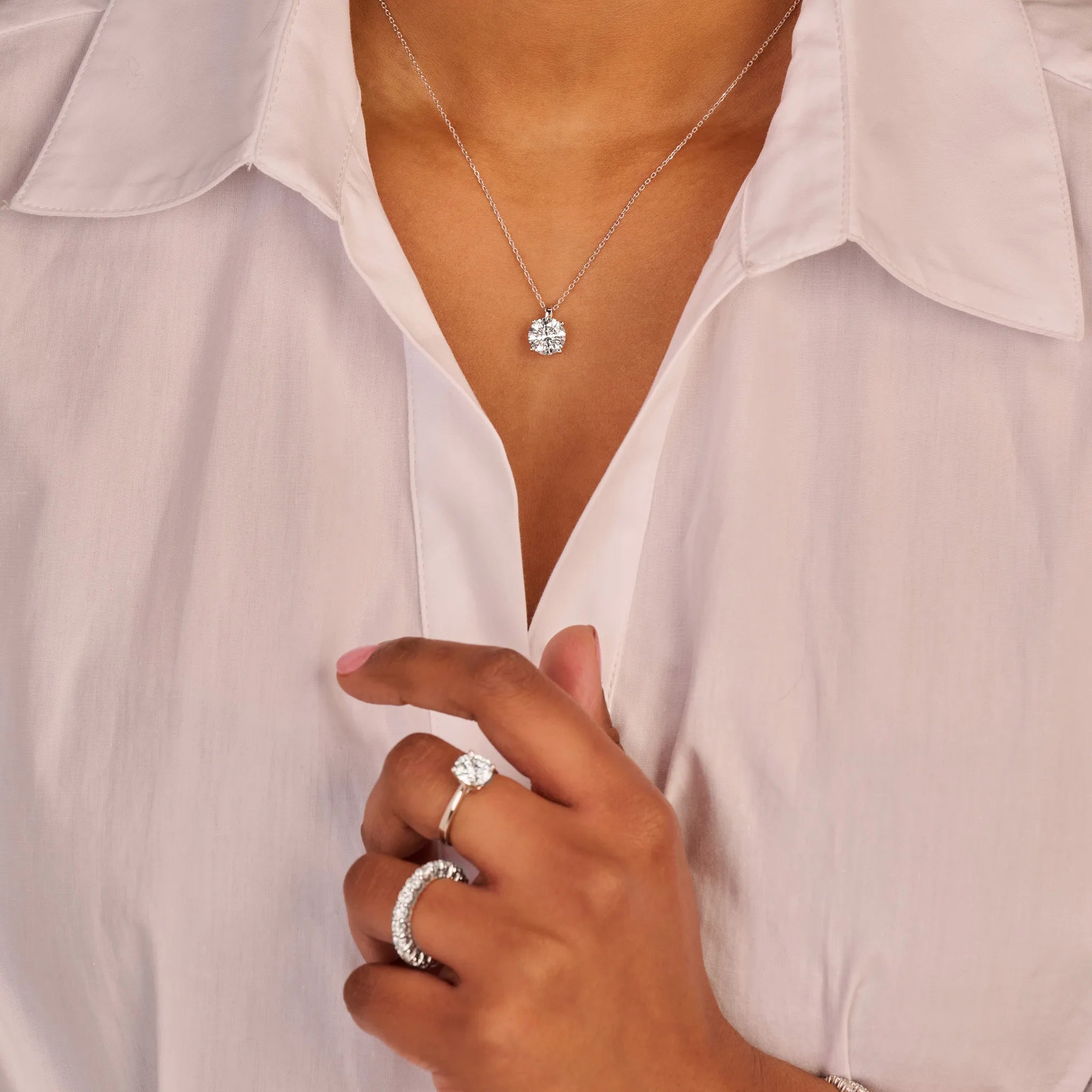 Solitaire collier · 2.5 ct.