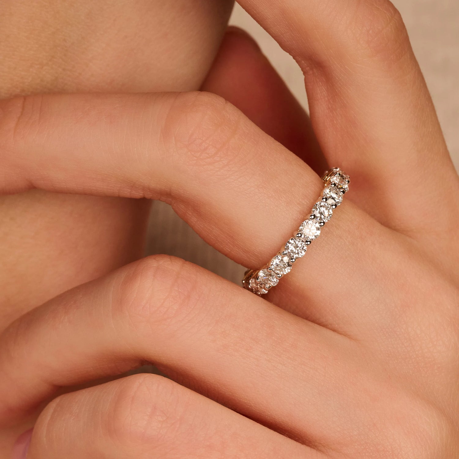 Eternity Ring · 2.0 ct · 14k Witgoud