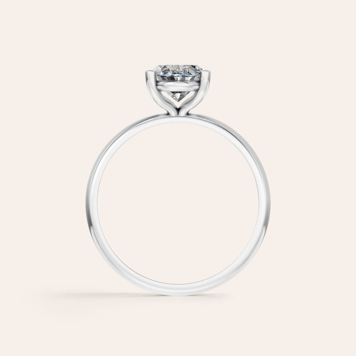 Ovale solitaire verlovingsring 1.5 ct in 14k witgoud, vooraanzicht