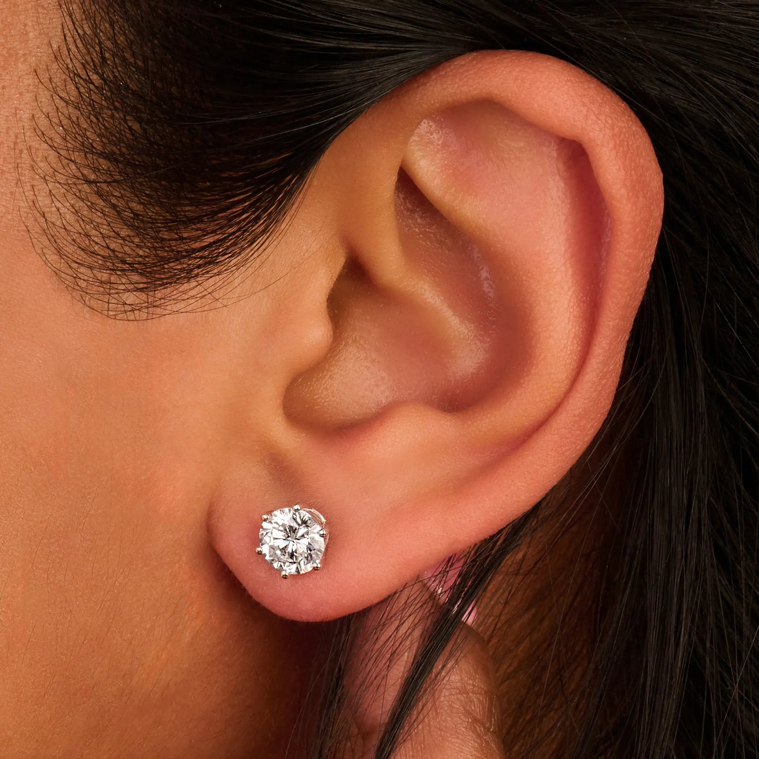 Solitaire Oorstekers 6-Poots · 2.0 ct.