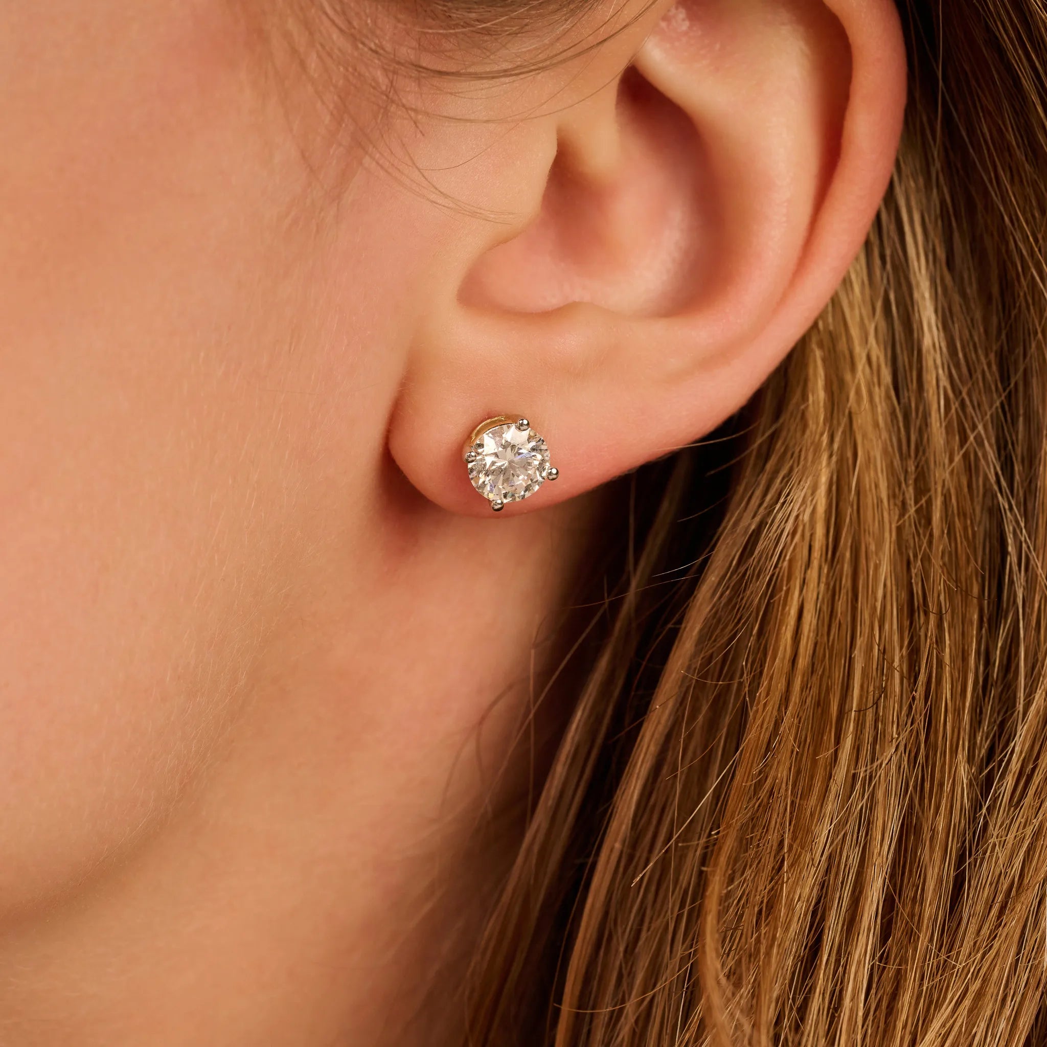 Solitaire Oorbellen 4-Poots · 2.0 ct.