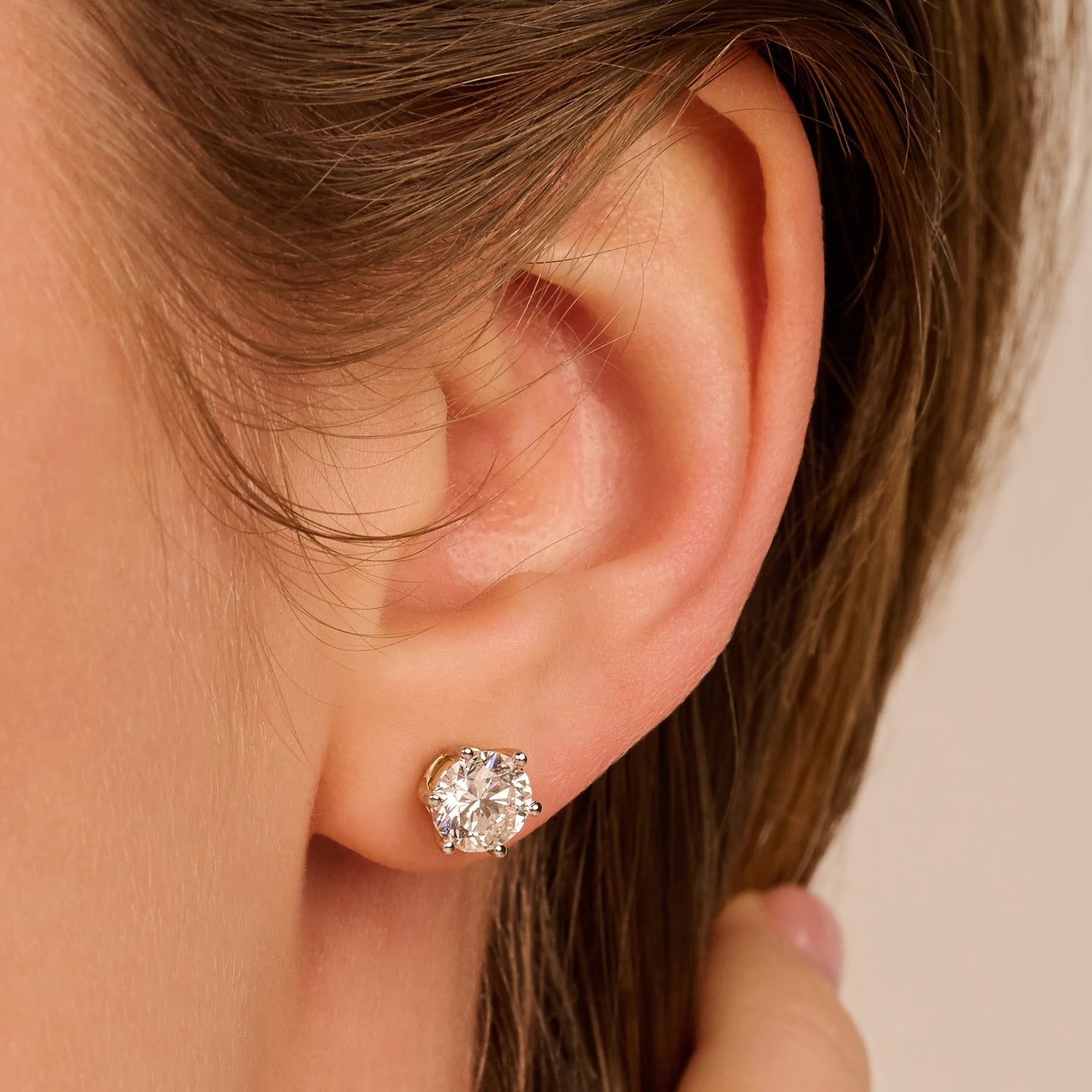 Solitaire Oorbellen 6-Poots · 2.0 ct.