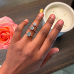 Louèn Diamonds 14k witgouden solitaire ring met 1 lab grown diamant van 1.5 ct. vergelijk op model hand met maten 1.0 ct en 2.0 ct