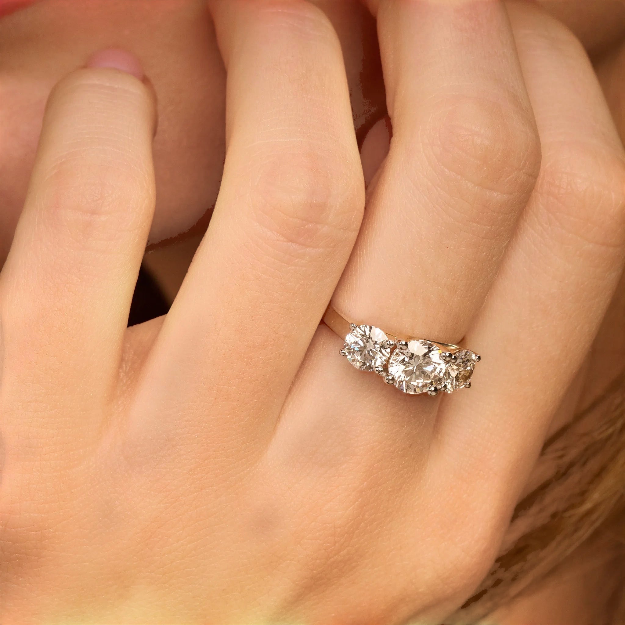 Ronde trilogie verlovingsring · 2.5 ct.