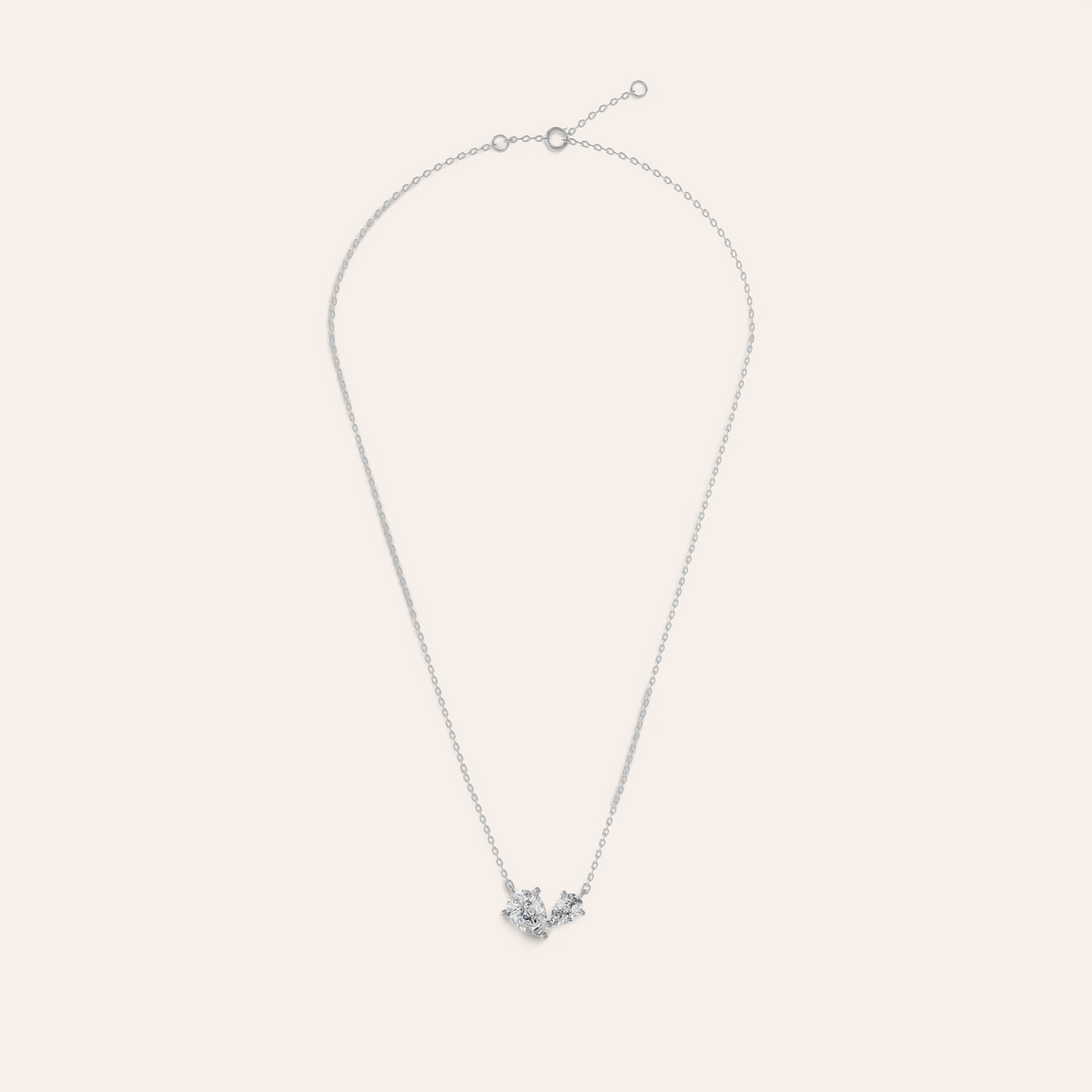 Louèn Diamonds Toi et Moi collier met twee peervormige lab-grown diamanten in 14k witgoud op een fijne ketting.