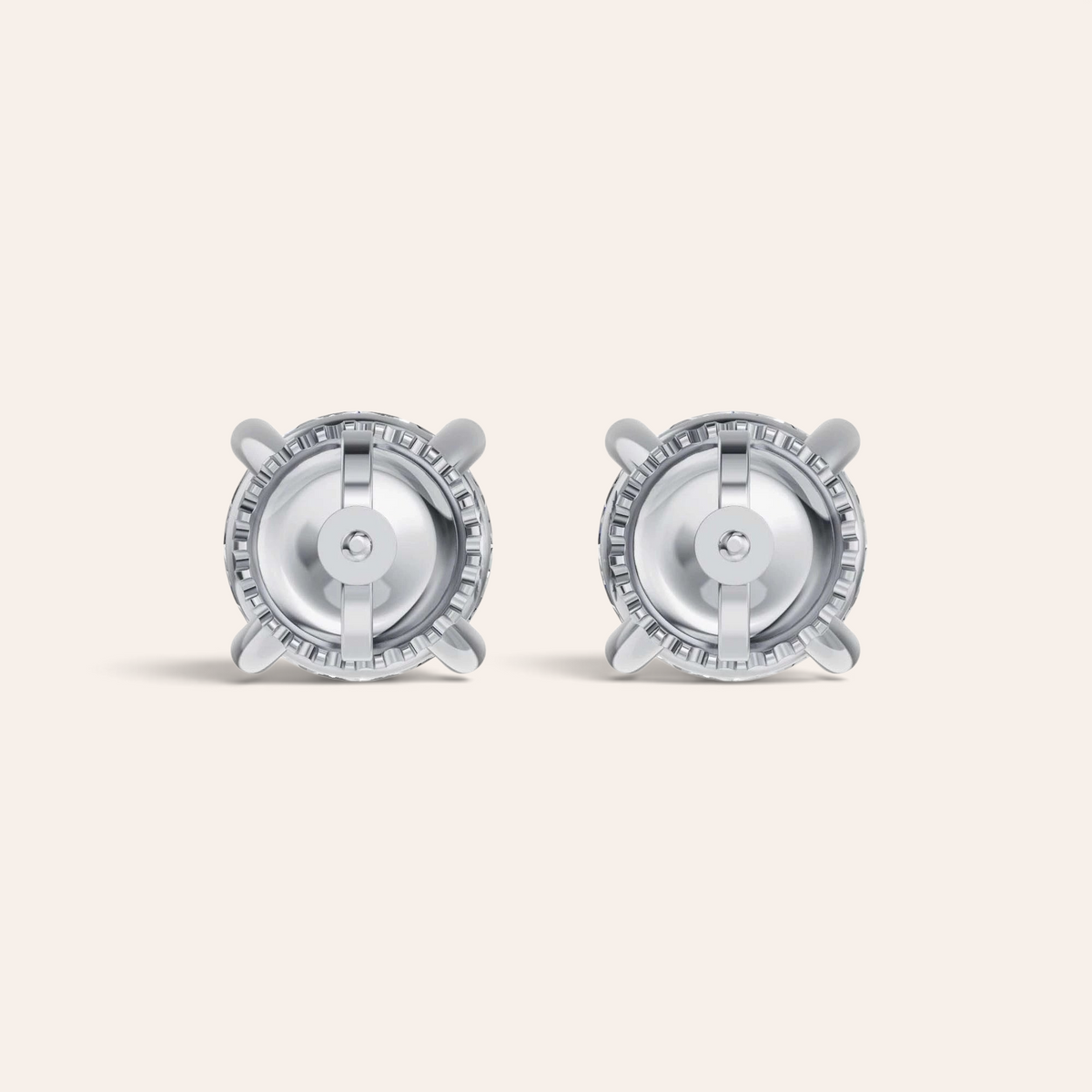 Louèn Diamonds solitaire oorbellen met 2.5 ct lab-grown diamanten in een 14k witgouden 4-poots zetting, achterkant.